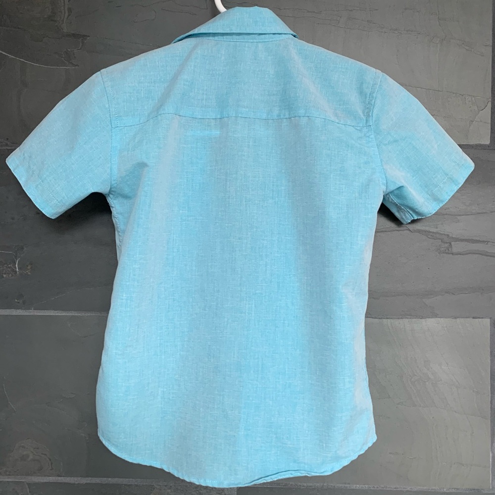 Short sleeved button down - Picture 2 of 3